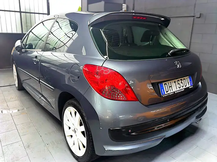 Peugeot 207 || 3p 1.6 thp 16v Feline 150cv