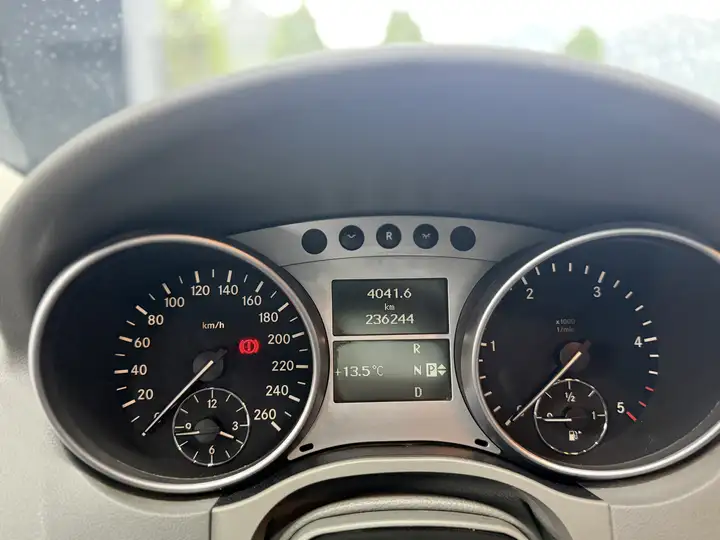 
								Mercedes-Benz ML 320 || cdi Sport auto full									