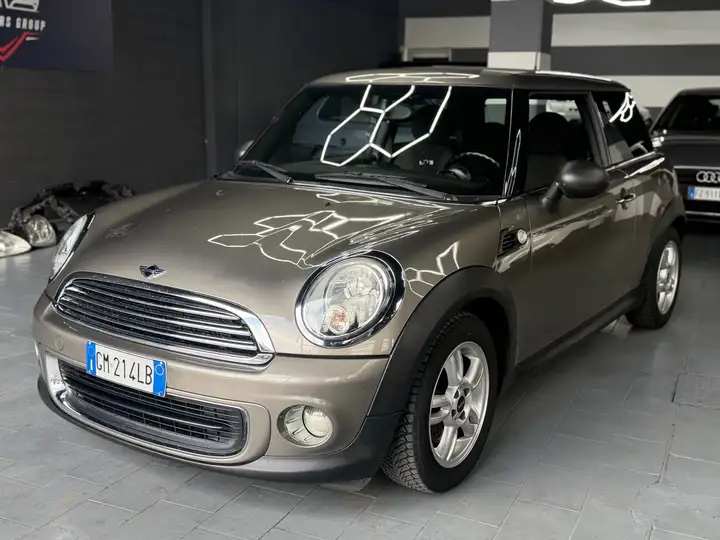 MINI One || 1.6 s/clima 98cv